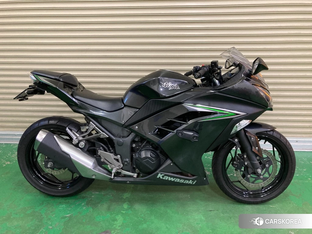 Проданный Kawasaki NINJA 250 2016 из Японии, фото 2