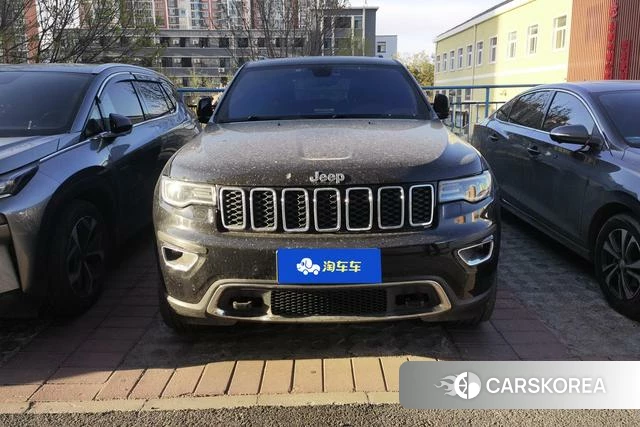 Jeep Grand Cherokee (imported) 2022 Черный из Китая