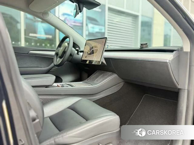 Tesla Model Y 2023 Фиолетовый из Китая