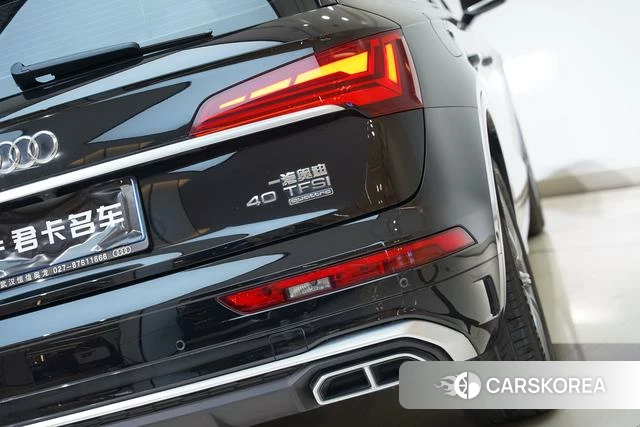 Audi Q5L 2022 Черный из Китая