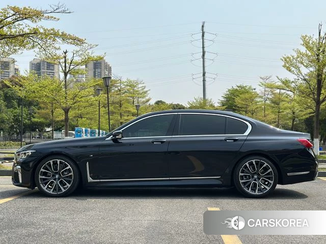 BMW 7 series 2021 Черный из Китая