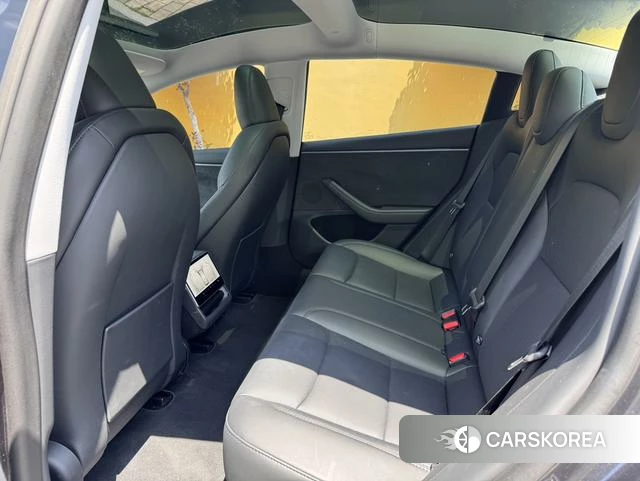 Tesla Model 3 2025 Темно-серый из Китая