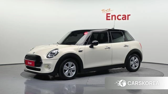 Mini Cooper 2019 Жемчужный цвет из Кореи