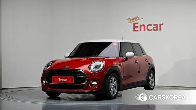 Mini Cooper 2018 Красный из Кореи