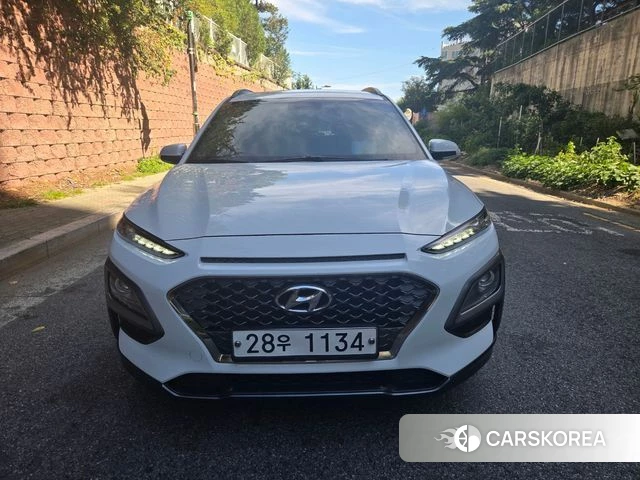 Hyundai Kona 2018 Белый из Кореи
