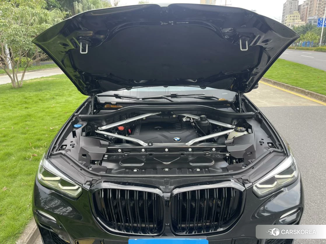 BMW X5 (imported) 2020 Черный из Китая
