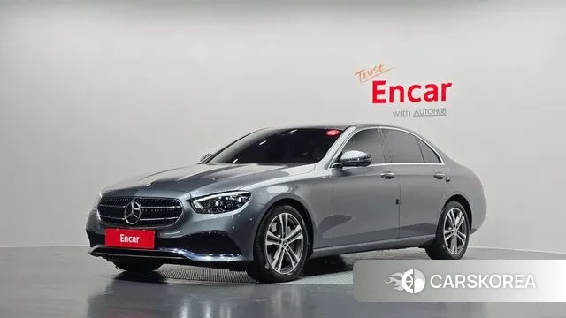 Mercedes-Benz E-Class W213 2022 Серый из Кореи