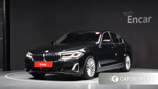 BMW 5 Series (G30) 2022 Черный из Кореи