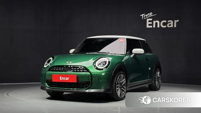 Mini Cooper C 4th generation 2025 Зеленый из Кореи