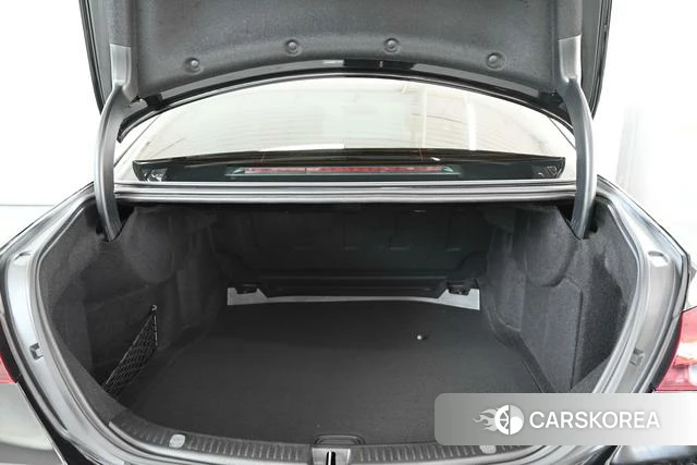 Mercedes-Benz E-class 2023 Черный из Китая