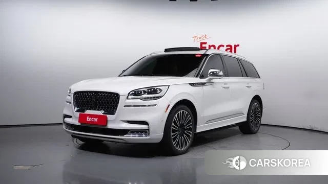 Lincoln Aviator 2nd generation 2022 Белый из Кореи