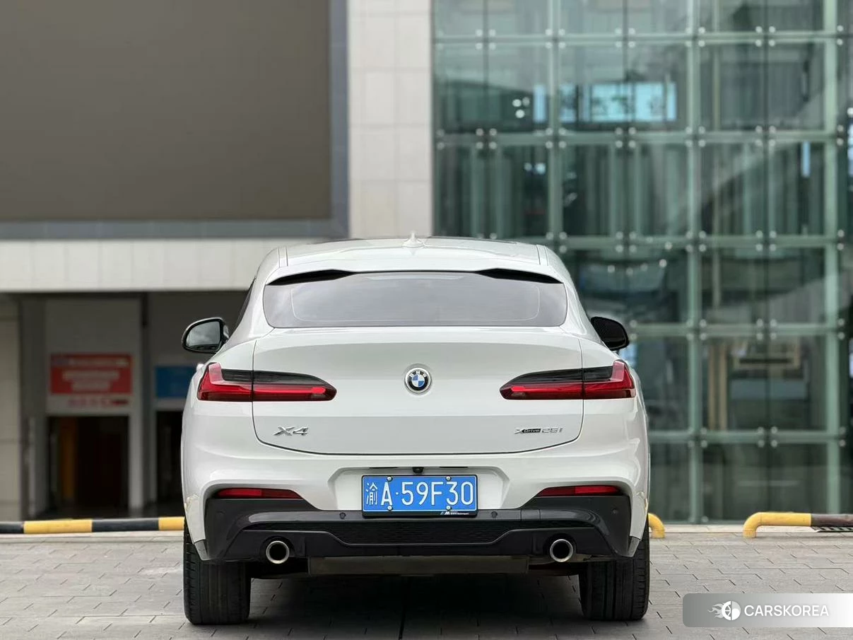 BMW X4 2020 Белый из Китая