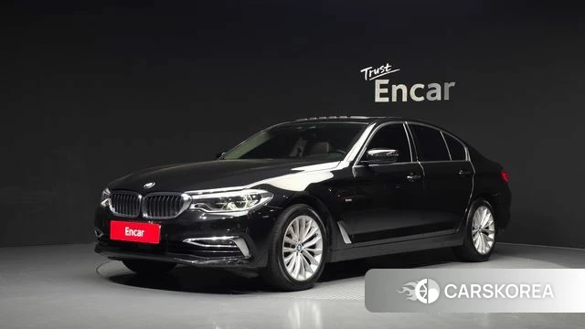 BMW 5 Series (G30) 2018 Черный из Кореи