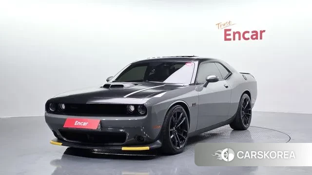 Dodge Challenger 2019 Серый из Кореи