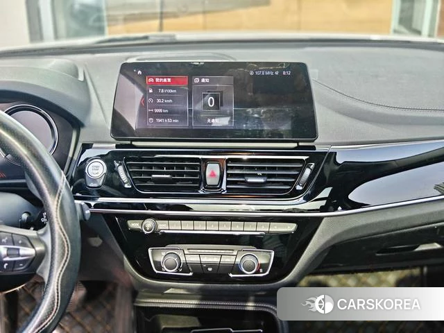 BMW 1 series 2021 Белый из Китая