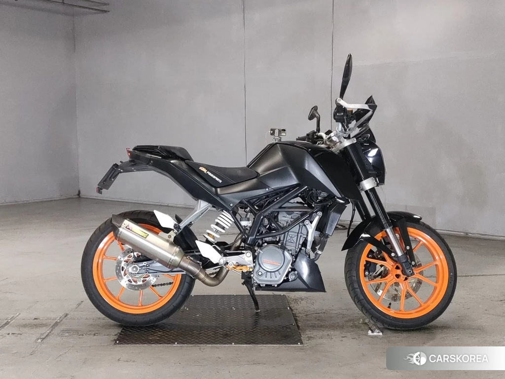 Проданный KTM 200 DUKE 2014 из Японии, фото 2