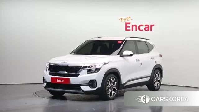 Kia Seltos 2022 Белый из Кореи