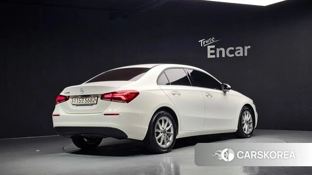 Mercedes-Benz A-Class W177 2020 Белый из Кореи