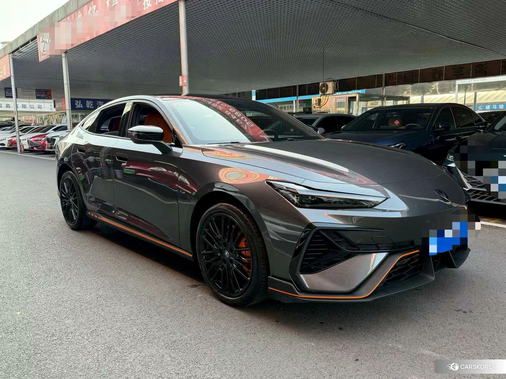 Chang'an UNI-V 2025 Темно-серый из Китая