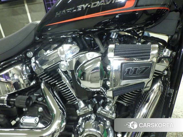 Engine photo
