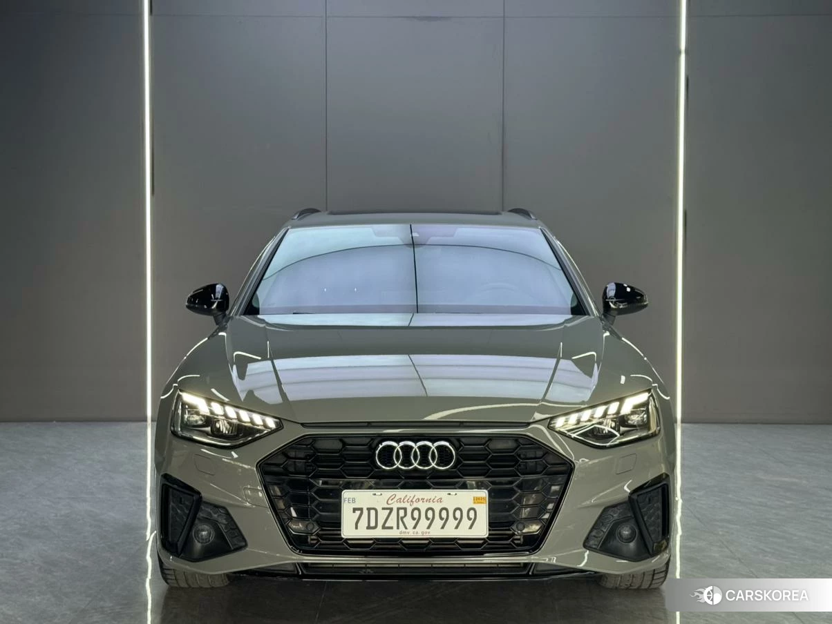 Audi A4 (import) 2021 Серебристо-серый из Китая