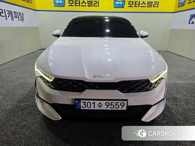 Kia K5 3rd generation 2022 Белый из Кореи