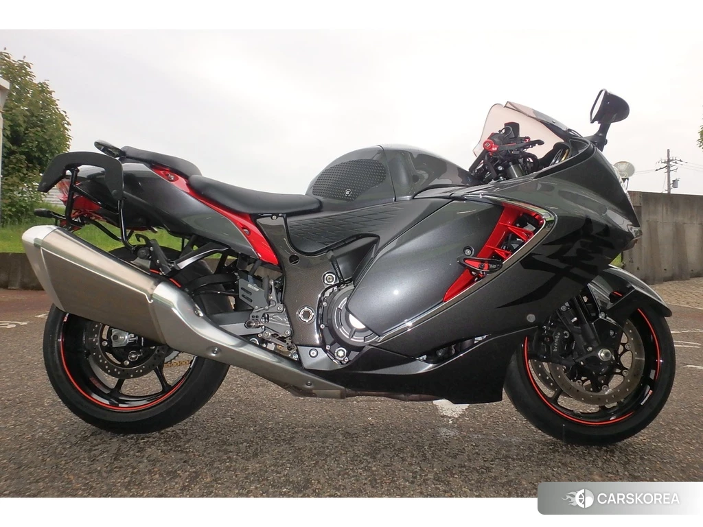 Проданный Suzuki GSX1300R HAYABUSA 2022 из Японии, фото 2