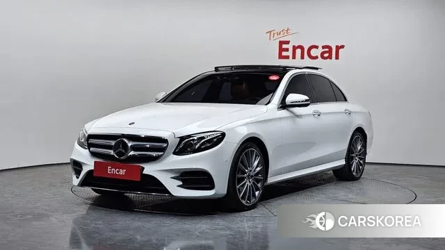 Mercedes-Benz E-Class W213 2020 Белый из Кореи