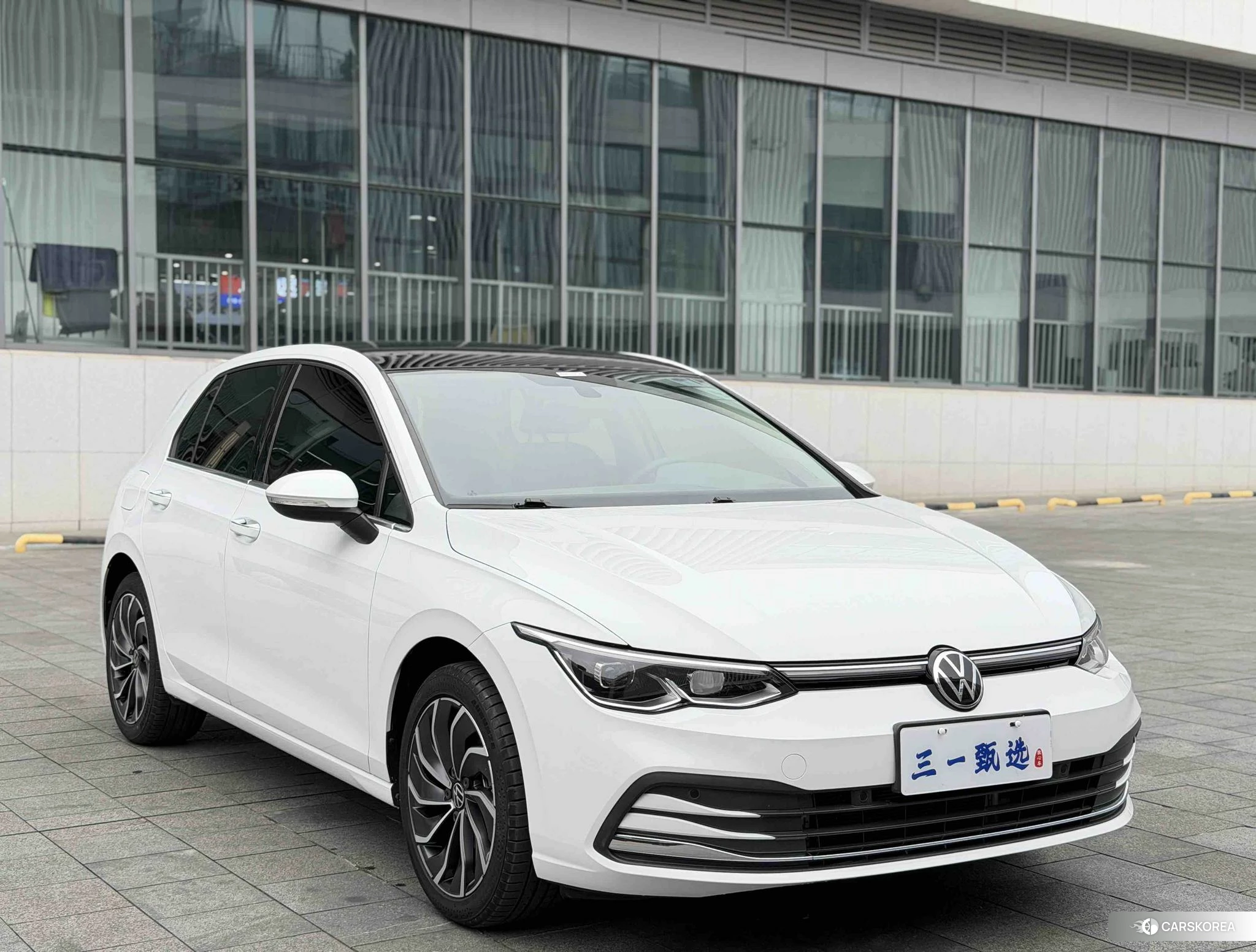 Volkswagen Golf 2020 Белый из Китая