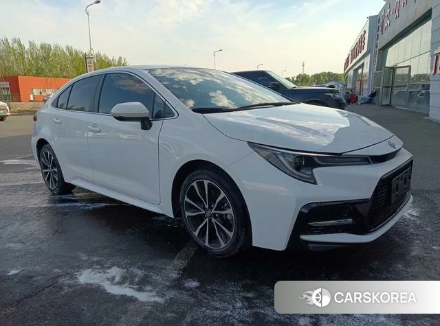 Toyota Lei Ling 2022 Белый из Китая
