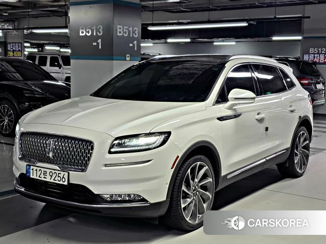 Lincoln Nautilus First generation 2022 Белый из Кореи
