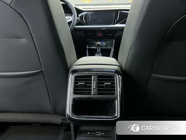 Volkswagen Passat 2023 Черный из Китая