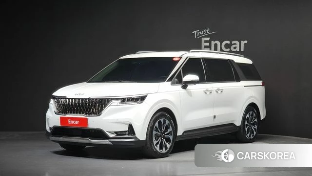 Kia Carnival 4th generation 2023 Белый из Кореи