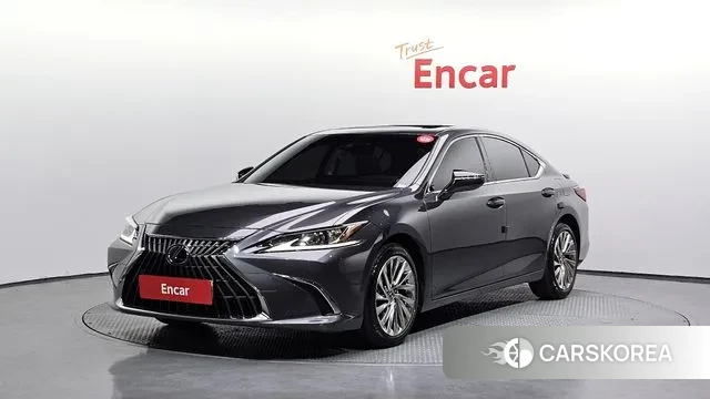 Lexus ES300h 7th generation 2023 Серый из Кореи