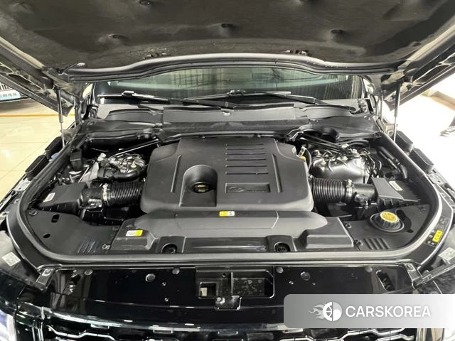 Land Rover Range Rover 2022 Черный из Китая