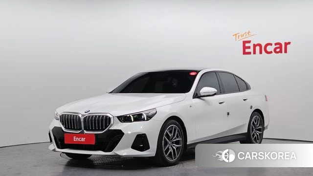 BMW 5 Series (G60) 2024 Белый из Кореи