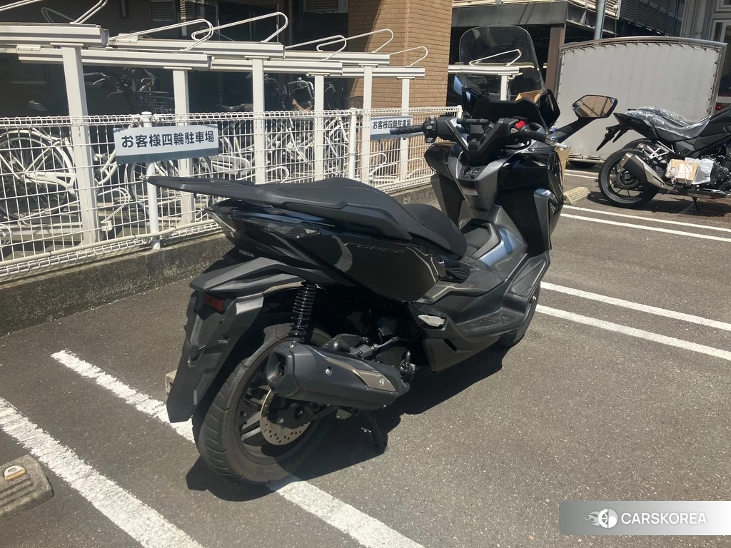 Проданный Honda FORZA 2018 из Японии, фото 2