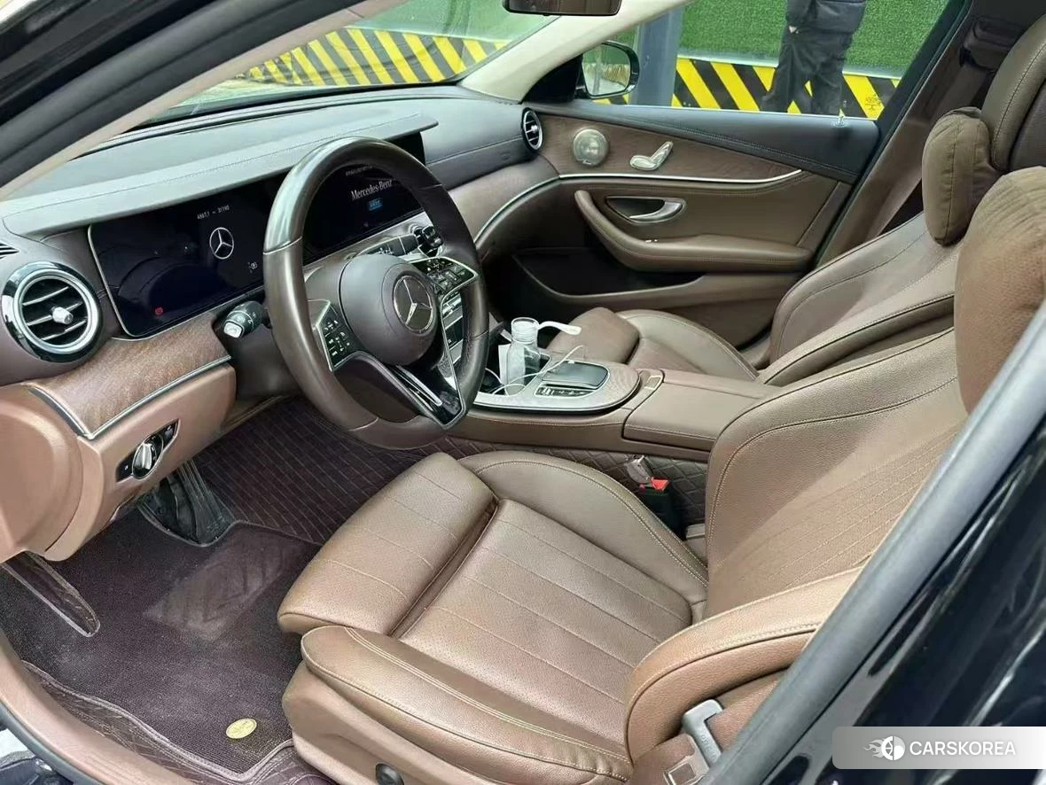 Mercedes-Benz E-class 2021 Черный из Китая