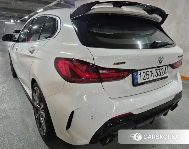 BMW 1 Series (F40) 2022 Белый из Кореи