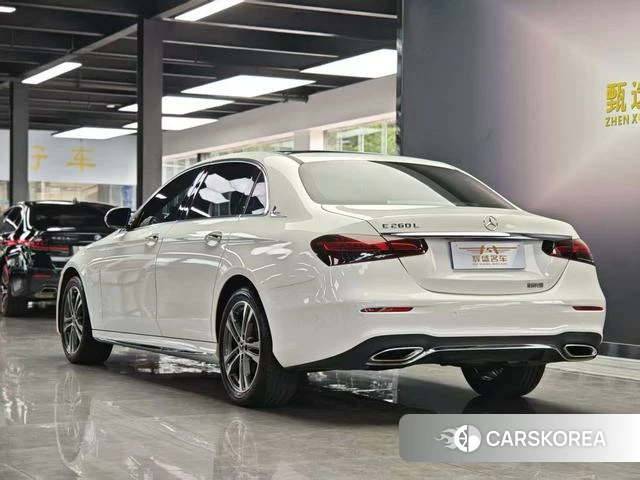 Mercedes-Benz E-class 2021 Белый из Китая
