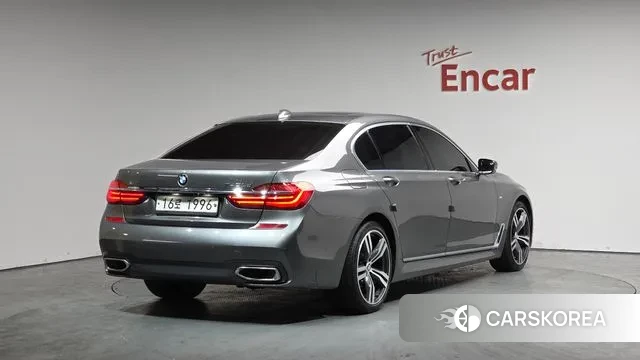 BMW 7 Series (G11) 2018 Серый из Кореи