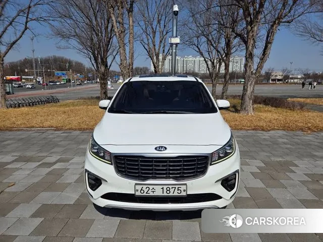 Kia The New Carnival 2018 Белый из Кореи