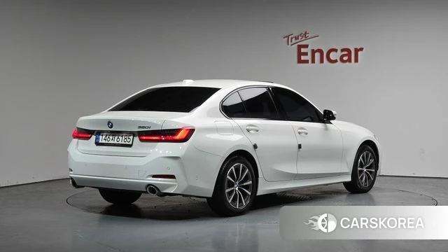 BMW 3 Series (G20) 2023 Белый из Кореи