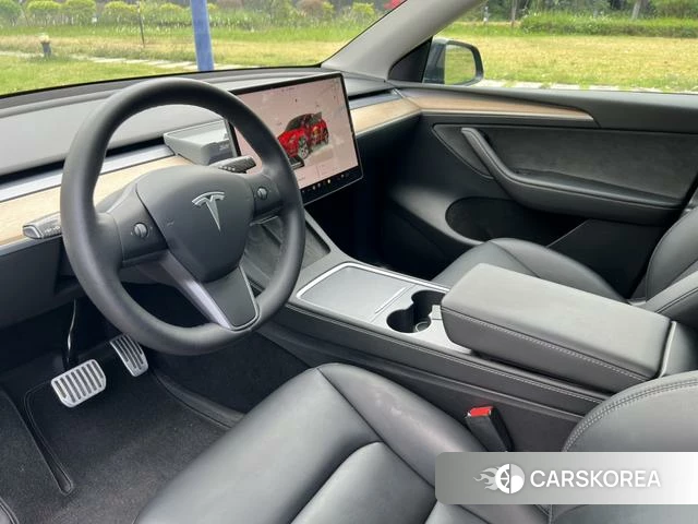Tesla Model Y 2022 Черный из Китая