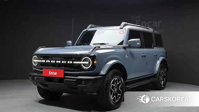 Ford Bronco 6th Generation 2023 Небесно-голубой из Кореи