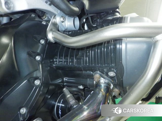 Engine photo