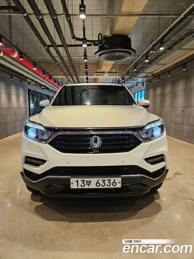 Ssangyong G4 Rexton 2018 Белый из Кореи