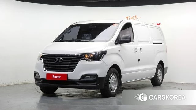 Hyundai The New Grand Starex 2018 Белый из Кореи