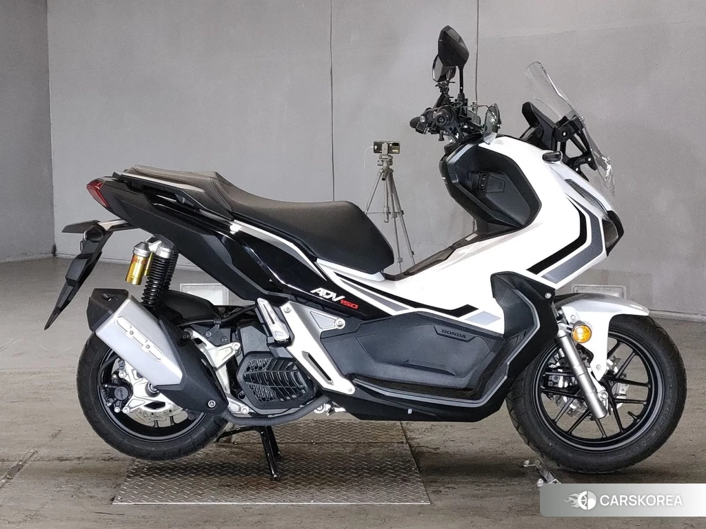 Проданный Honda ADV150 2019 из Японии, фото 2