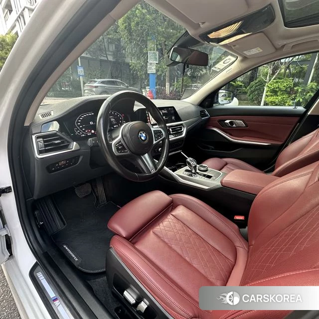 BMW 3 series 2022 Белый из Китая